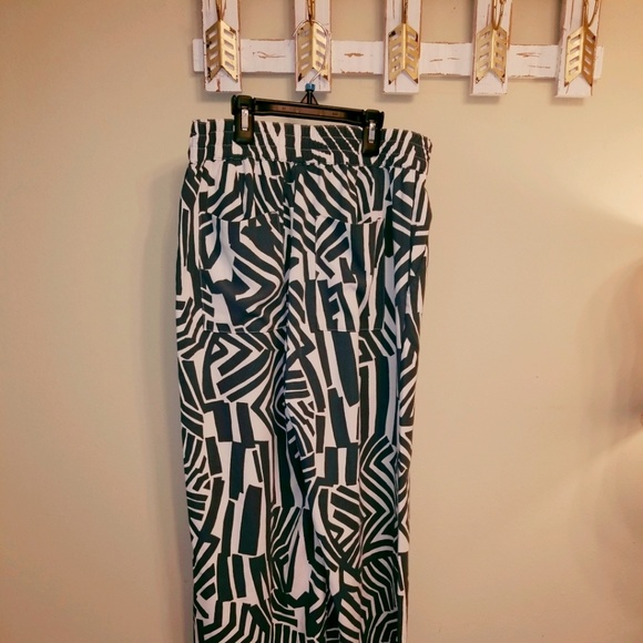Ann Taylor Loft Pants - Picture 2 of 3
